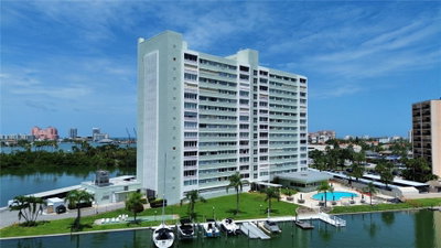 31 ISLAND Way, Clearwater Beach, FL, 33767 — photo 2