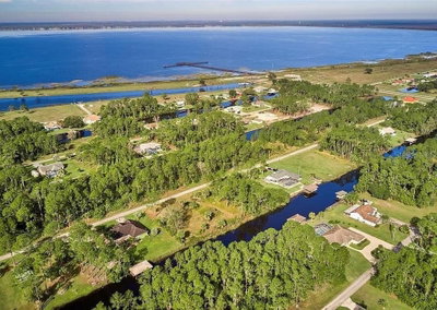 502 CAMELLIA Drive, Indian Lake Estates, FL, 33855 — photo 2