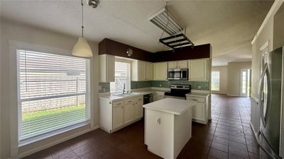 3227 HERONS POINT Circle, Kissimmee, FL, 34741 — photo 2