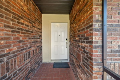 653 TIMBER POND Drive, Brandon, FL, 33510 — photo 2