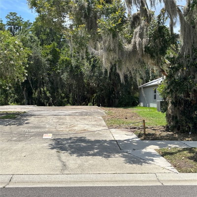 1323 BAYTHORN Drive, Wesley Chapel, FL, 33543 — photo 2