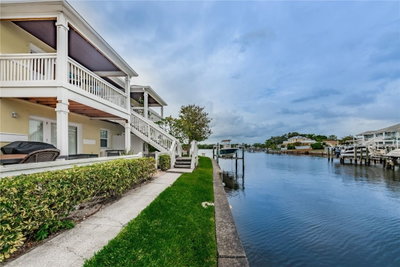5004 STARFISH Drive, St Petersburg, FL, 33705 — photo 2