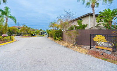 6841 AMANDA VISTA Circle, Land O Lakes, FL, 34637 — photo 2