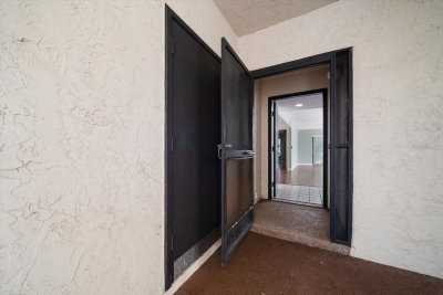 700 STARKEY Road, Largo, FL, 33771 — photo 2