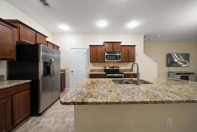 2011 HAWKS VIEW Drive, Ruskin, FL, 33570 — photo 2