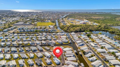 128 SAINT JOHNS Way, Apollo Beach, FL, 33572 — photo 2