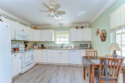 5906 GREENBRIAR Court, Zephyrhills, FL, 33542 — photo 2