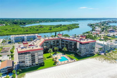18304 GULF Boulevard, Redington Shores, FL, 33708 — photo 2
