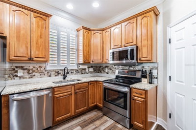 539 TREVISO Drive, Apollo Beach, FL, 33572 — photo 2