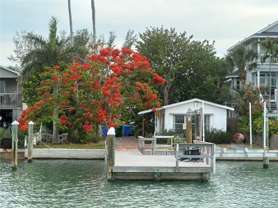 8405 BAYSHORE Drive, Treasure Island, FL, 33706 — photo 2