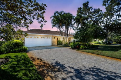 1100 FRIENDLY Way, St Petersburg, FL, 33705 — photo 2