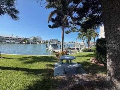 430 LARBOARD Way, Clearwater Beach, FL, 33767 — photo 2