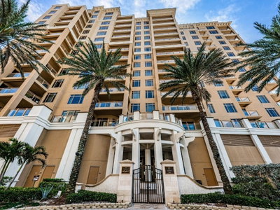 11 BAYMONT Street, Clearwater Beach, FL, 33767 — photo 2