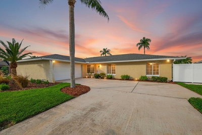 1963 TANGLEWOOD Drive, St Petersburg, FL, 33702 — photo 2