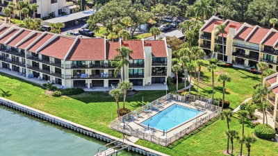 7520 SUNSHINE SKYWAY Lane, St Petersburg, FL, 33711 — photo 2