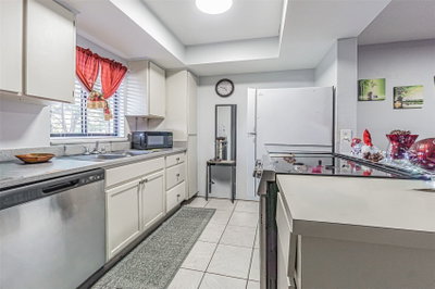 4010 OAK LIMB Court, Tampa, FL, 33614 — photo 2