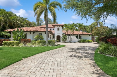 145 BAY POINT Drive, St Petersburg, FL, 33704 — photo 2