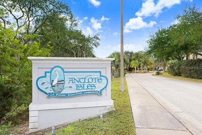 1161 MARINA Drive, Tarpon Springs, FL, 34689 — photo 2