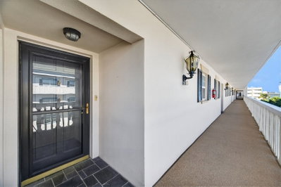 131 BLUFF VIEW Drive, Belleair Bluffs, FL, 33770 — photo 2