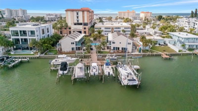 673 BAY ESPLANADE, Clearwater Beach, FL, 33767 — photo 2
