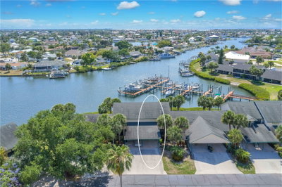 614 YARDARM Drive, Apollo Beach, FL, 33572 — photo 2