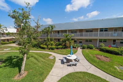 10038 62ND Terrace, St Petersburg, FL, 33708 — photo 2
