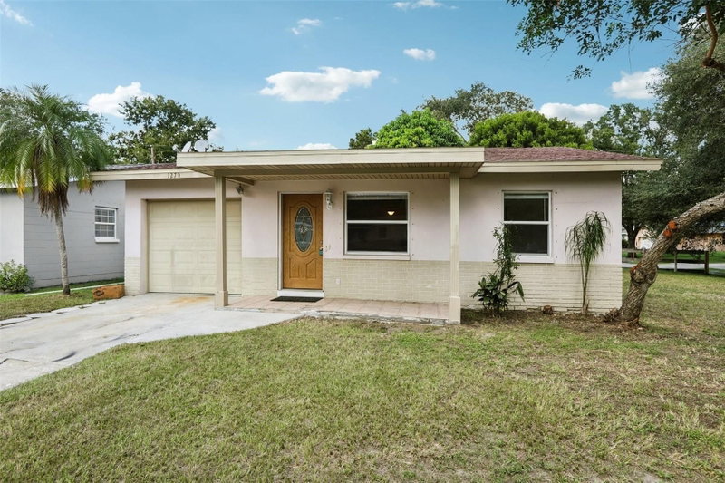 1270 8th Avenue, Largo 33770