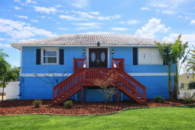 303 LAGOON Drive, Palm Harbor, FL, 34683 — photo 2