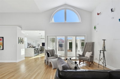 21 CRESCENT Place, St Petersburg, FL, 33711 — photo 2