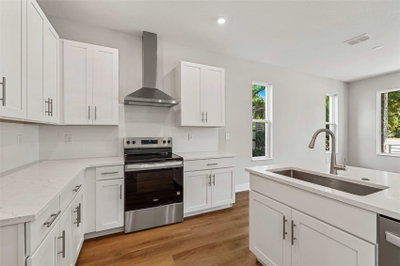 1005 CYPRESS Street, Tampa, FL, 33606 — photo 2