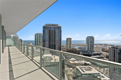 400 CENTRAL Avenue, St Petersburg, FL, 33701 — photo 2