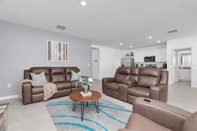 5943 WANDERING WILLOW Drive, Wesley Chapel, FL, 33545 — photo 2