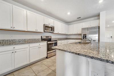 6785 BRANHAM MILL Court, Zephyrhills, FL, 33542 — photo 2