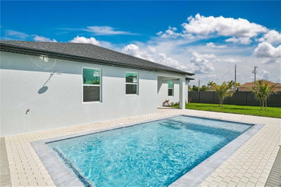 1326 7TH Place, Cape Coral, FL, 33909 — photo 2