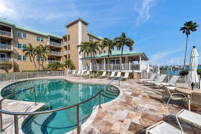 399 150TH Avenue, Madeira Beach, FL, 33708 — photo 2