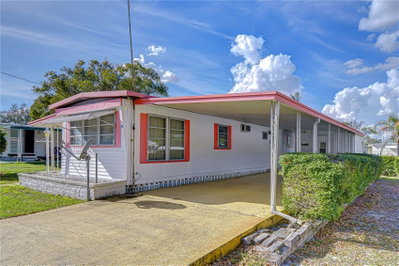 37427 HAMMOND Drive, Zephyrhills, FL, 33541 — photo 2
