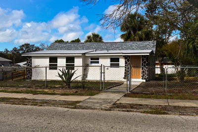 426 DISSTON Avenue, Tarpon Springs, FL, 34689 — photo 2