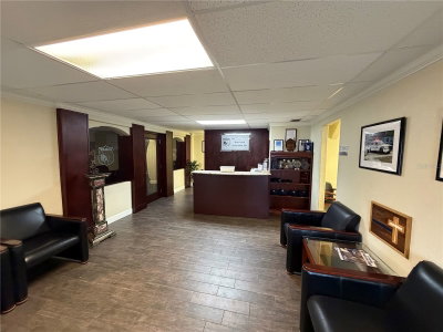 1302 BUSCH Boulevard, Tampa, FL, 33612 — photo 2
