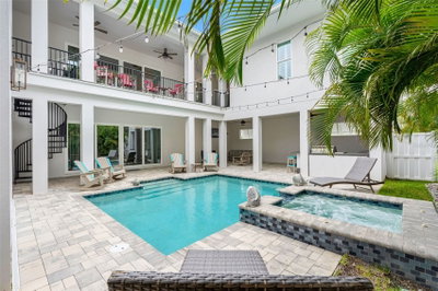 124 FOREST HILLS Drive, Redington Shores, FL, 33708 — photo 2