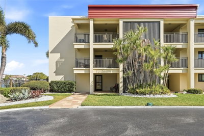 868 BAYWAY Boulevard, Clearwater Beach, FL, 33767 — photo 2