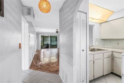 4774 LAKE Boulevard, Clearwater, FL, 33762 — photo 2