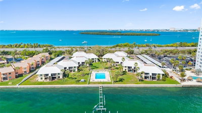 7300 SUNSHINE SKYWAY Lane, St Petersburg, FL, 33711 — photo 2