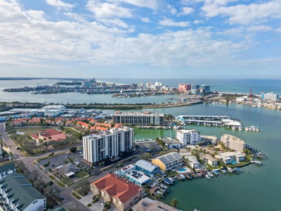 255 DOLPHIN Point, Clearwater Beach, FL, 33767 — photo 2