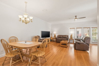 208 VALENCIA Circle, St Petersburg, FL, 33716 — photo 2