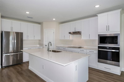 9936 ANNUNCIATION Drive, Wesley Chapel, FL, 33545 — photo 2