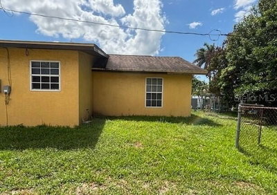 943 DELLA TOBIAS Avenue, Clewiston, FL, 33440 — photo 2