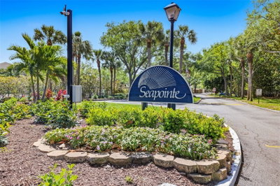 7520 SUNSHINE SKYWAY Lane, St Petersburg, FL, 33711 — photo 2