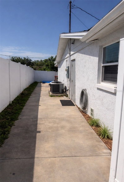 5338 TROUBLE CREEK Road, New Port Richey, FL, 34652 — photo 2