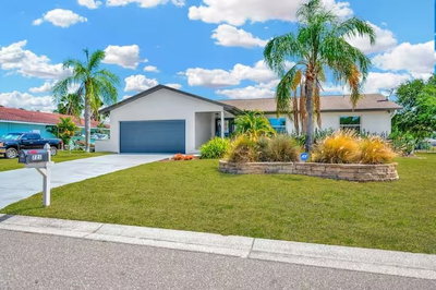 721 EAGLE Lane, Apollo Beach, FL, 33572 — photo 2