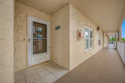 121 ISLAND Way, Clearwater Beach, FL, 33767 — photo 2